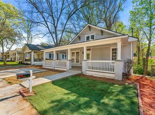 1066 White Oak Ave SW, Atlanta, GA 30310