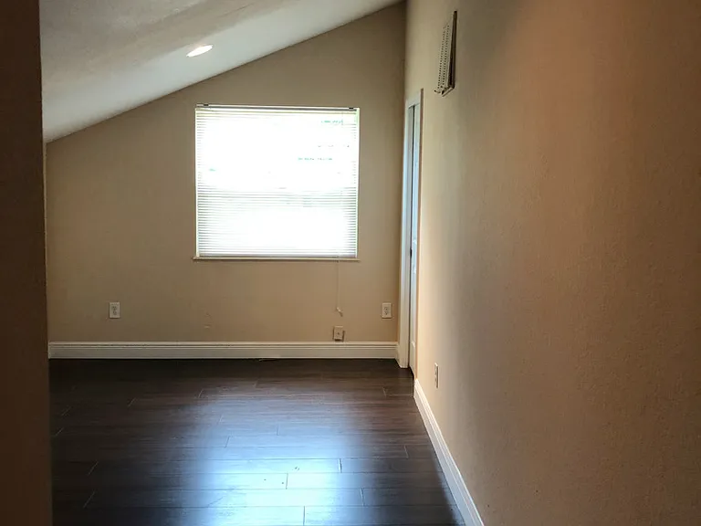 7395 Albany Rd — Photo 19