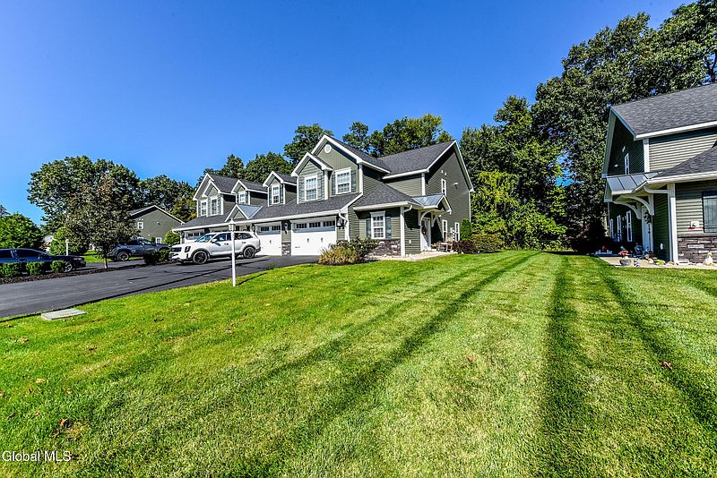 3rd image of 2536 Edgewood Avenue