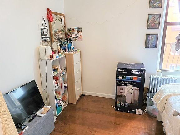 4th image of 577 5th Ave APT 4-B
