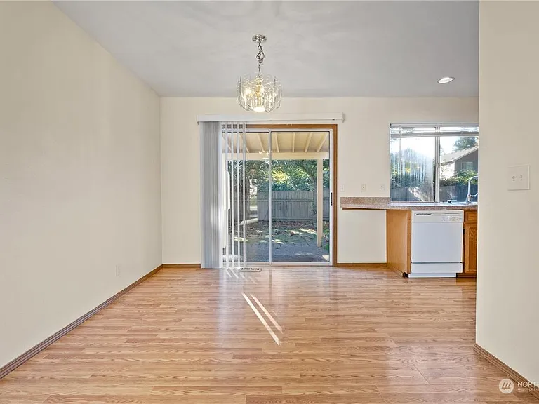 912 137th St SW — Photo 11