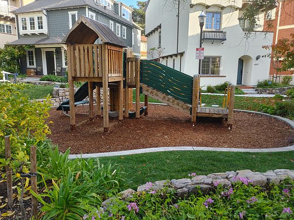2nd image of 43076 Calle Esperanza