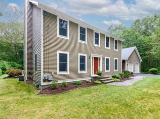 154 Beechwood Hill Trl, Exeter, RI 02822