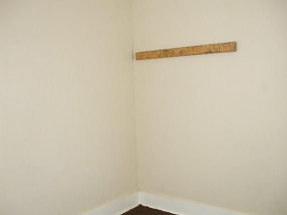 5th image of 309 E Burleigh St #A