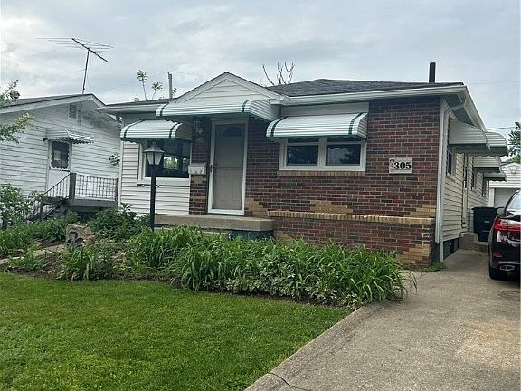 2nd image of 305 E Boxwood Ave