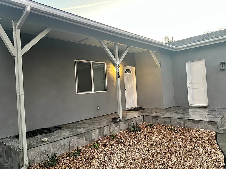 1822 E Pine St — Photo 8