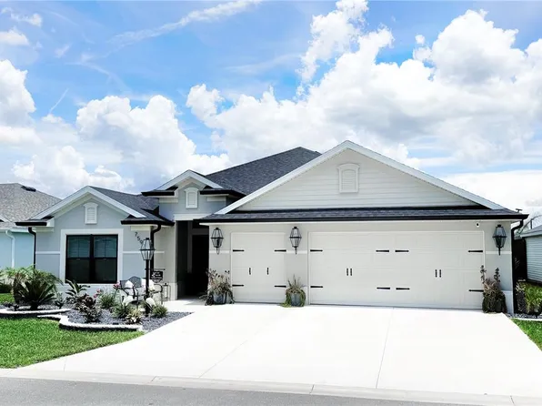 7597 Chris Corley Loop, Okahumpka, FL 34762