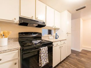 Oasis Club Apartments, Jacksonville, FL 32216