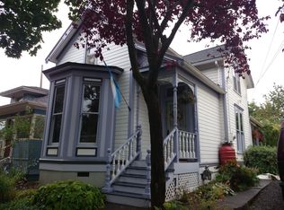 733 25th Ave S, Seattle, WA 98144