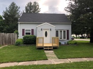 114 N Cherry St, Saint Charles, IA 50240