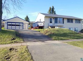 12 Evans Cir, Silver Bay, MN 55614