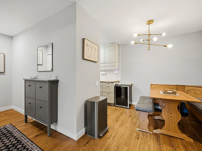 1860 White Oak Dr #242 — Photo 6