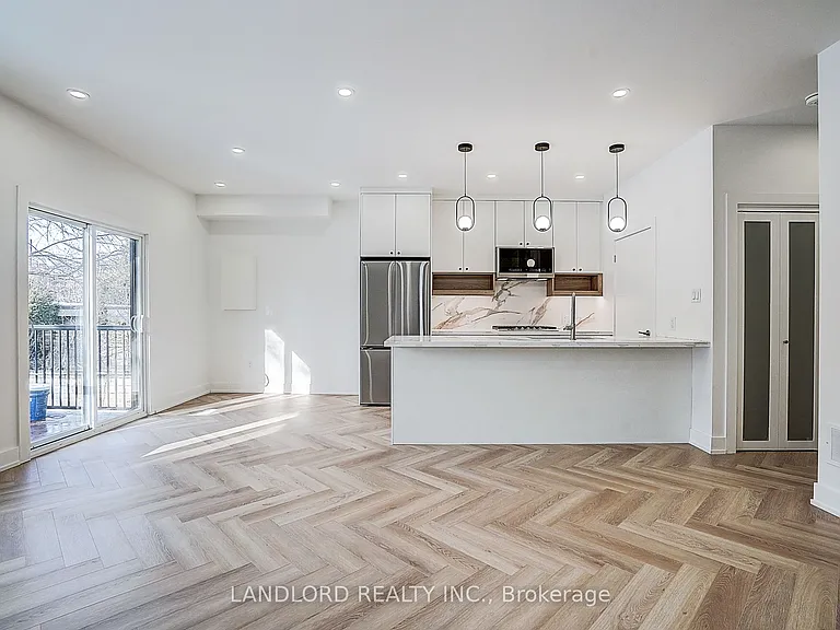 1146 Broadview Ave #4 — Photo 23