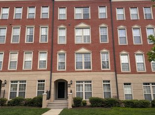 7917 Crescent Park Dr, Gainesville, VA 20155