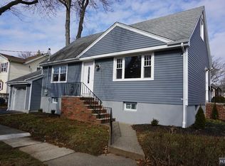 136 Queen Anne Rd, Bogota, NJ 07603