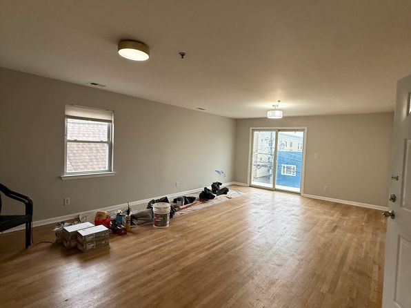 6718 Polk St Floor 2