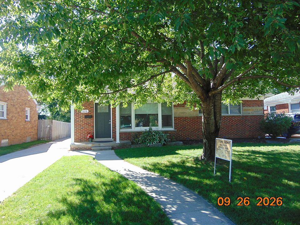 1616 Genesee Dr, photo 3