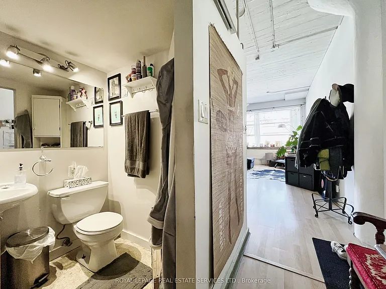 365 Dundas St E #201 — Photo 20