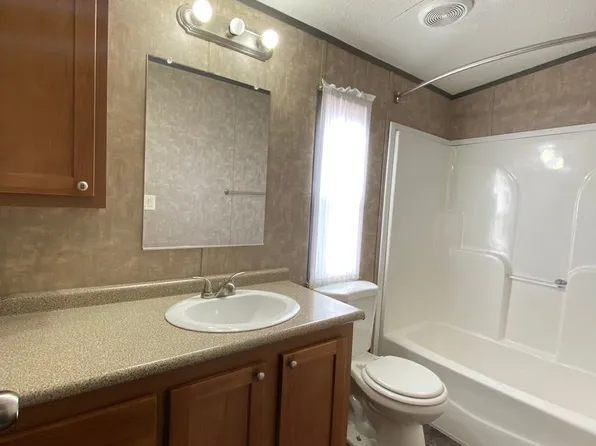 40 Restful Pl, Anniston, AL 36207