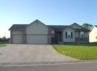 508 Scott Dr, Augusta, KS 67010