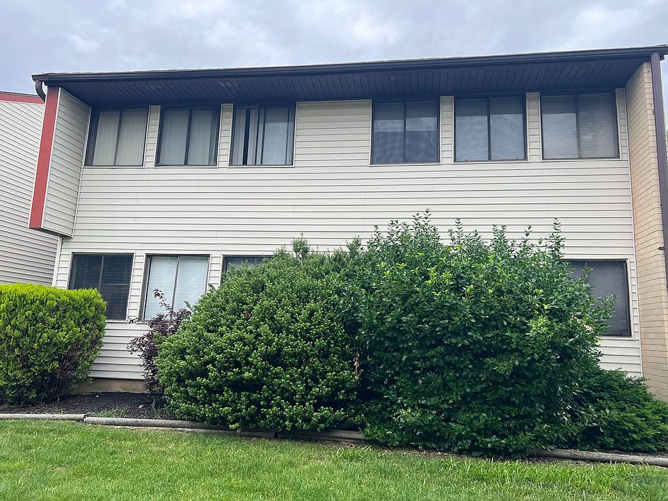 1st image of C 24 Avon Dr