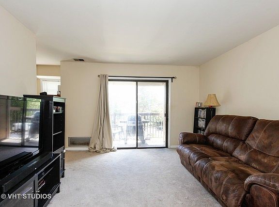2nd image of 2151 Country Club Dr APT 26