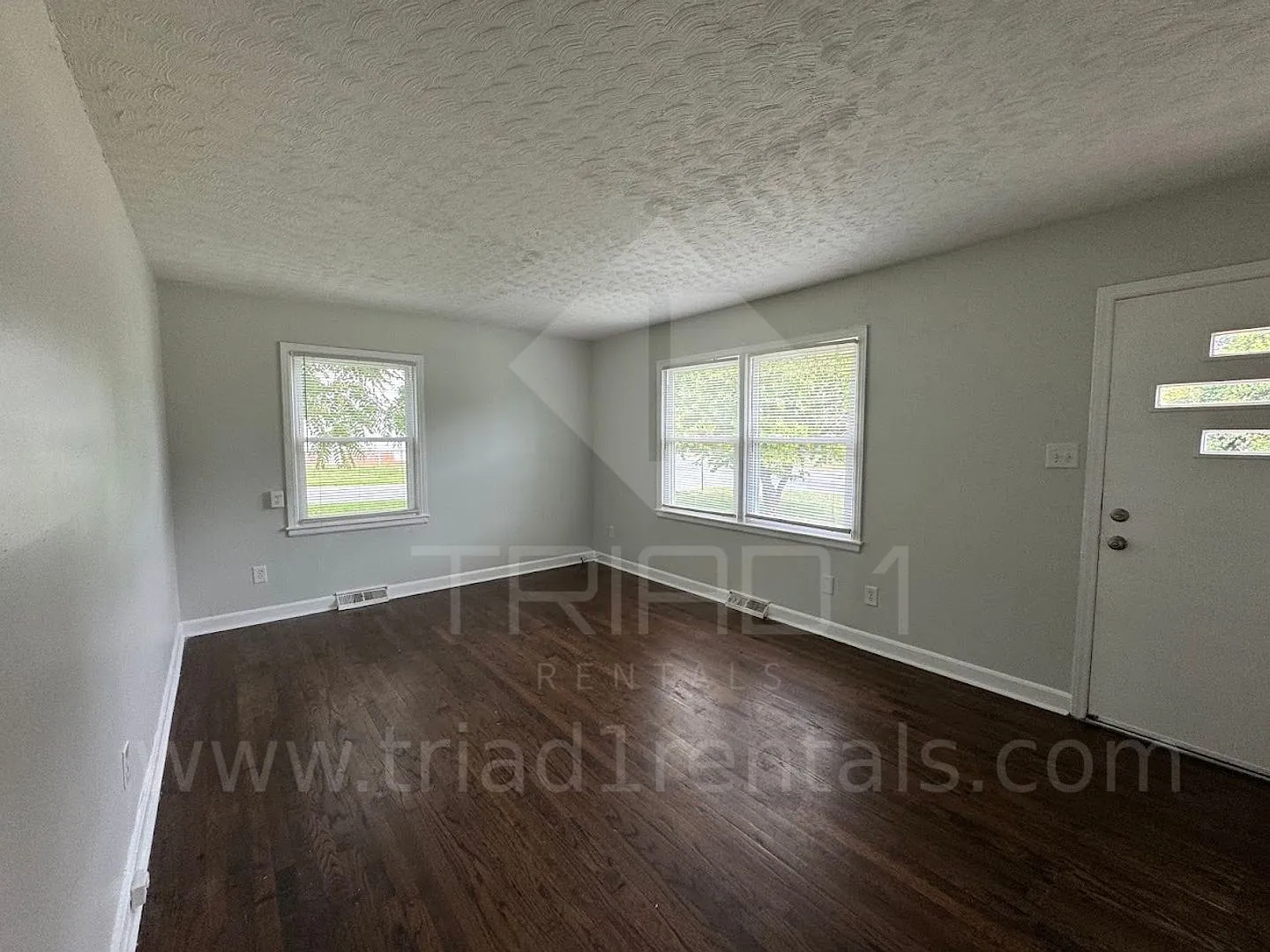 3bed/1bath House in Greensboro - $1350/month — Photo 3