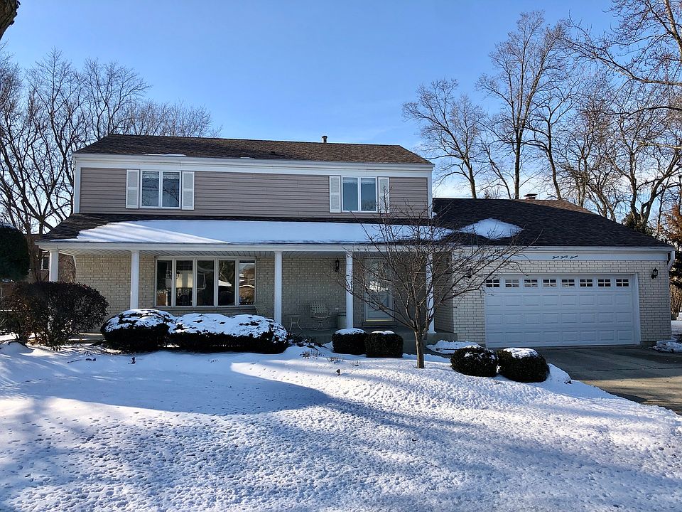 1st image of 337 Chatelaine Ct