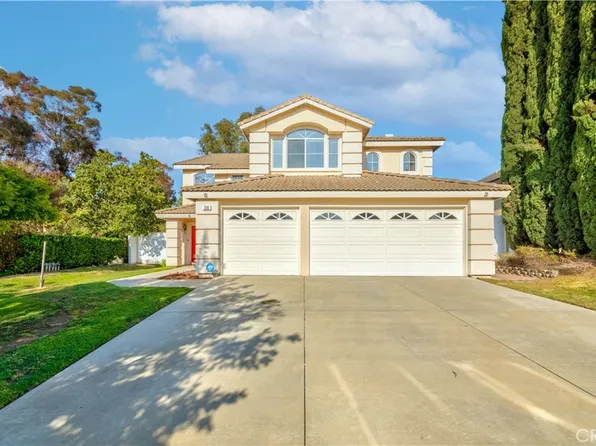 2018 Wren Way, Fullerton, CA 92833