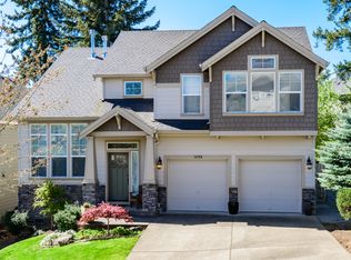 15750 SE Chelsea Morning Dr, Happy Valley, OR 97086