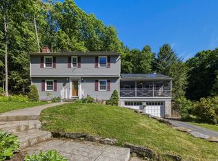49 Country Way, Northampton, MA 01062