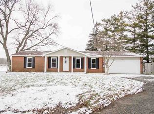 10613 N B Dr, Kendallville, IN