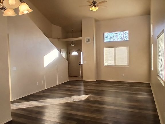 2nd image of 643 1/2 Mount Julian Dr