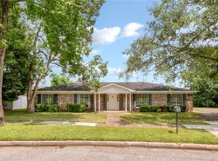 421 Pennington Cir, Mobile, AL 36606