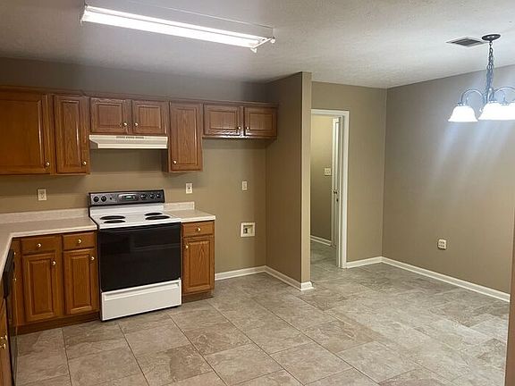 5th image of 2200 Destin Dr