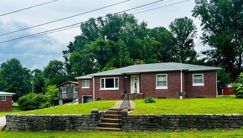 317 Sevier St - Property Image