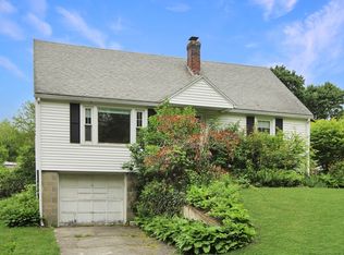 8 Van Ness Ave, Shrewsbury, MA 01545