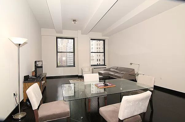 1st image of 20 Pine St APT 906