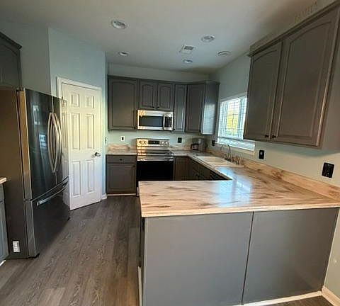 5th image of 6174 Newton Ln