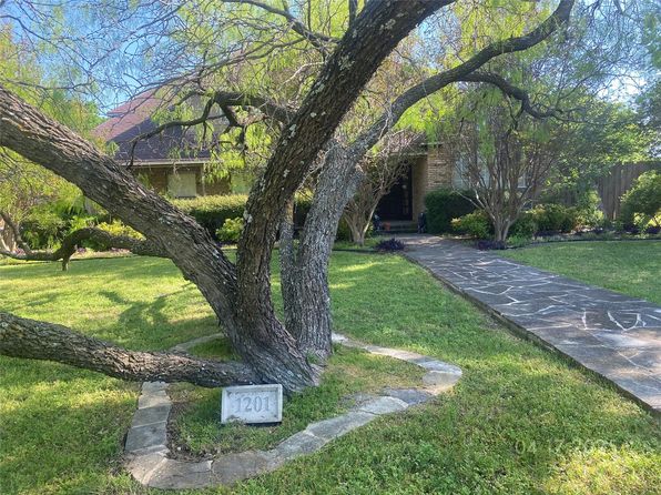 Home for Sale in Grand Prairie TX