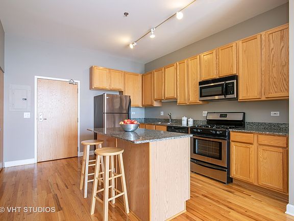 2nd image of 221 E Cullerton St APT 1025
