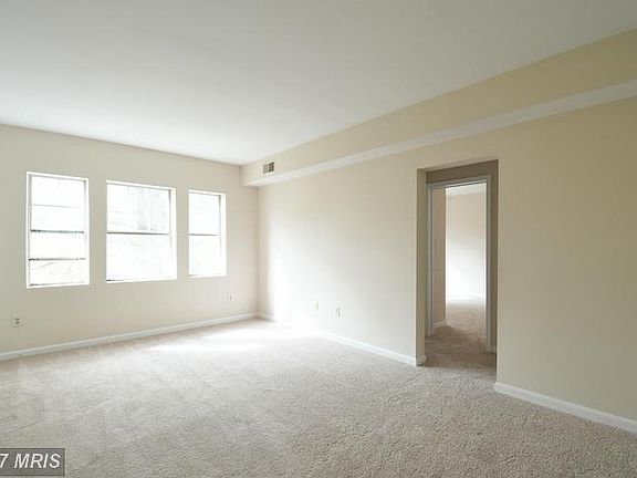 3rd image of 1776 N Troy St #15716