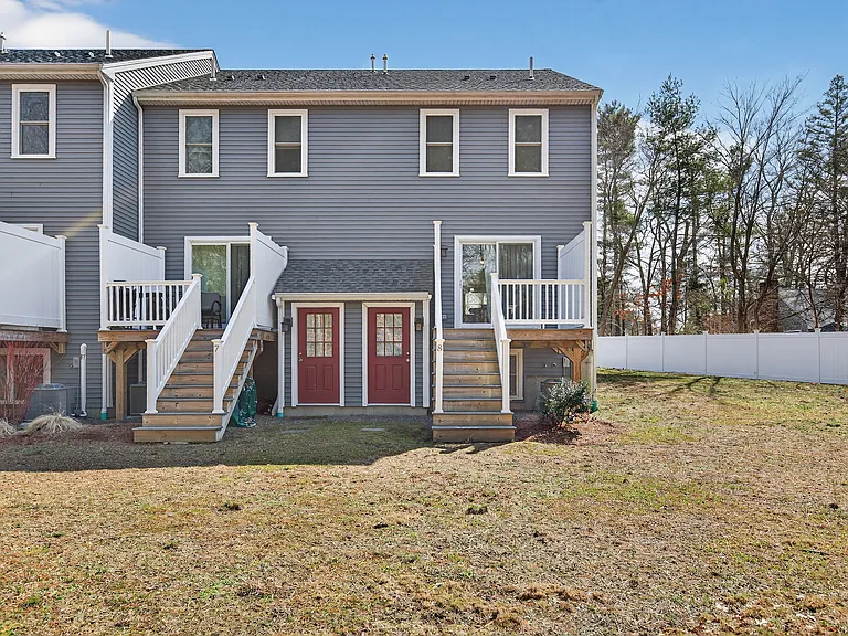 5 Twin Ponds Dr #8 — Photo 33