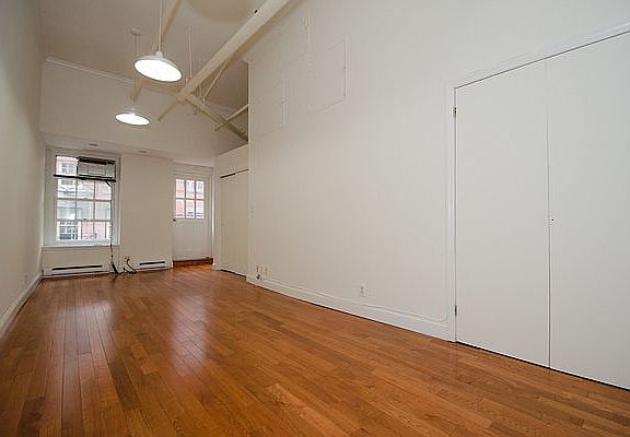 4th image of 50 Stone St APT 4