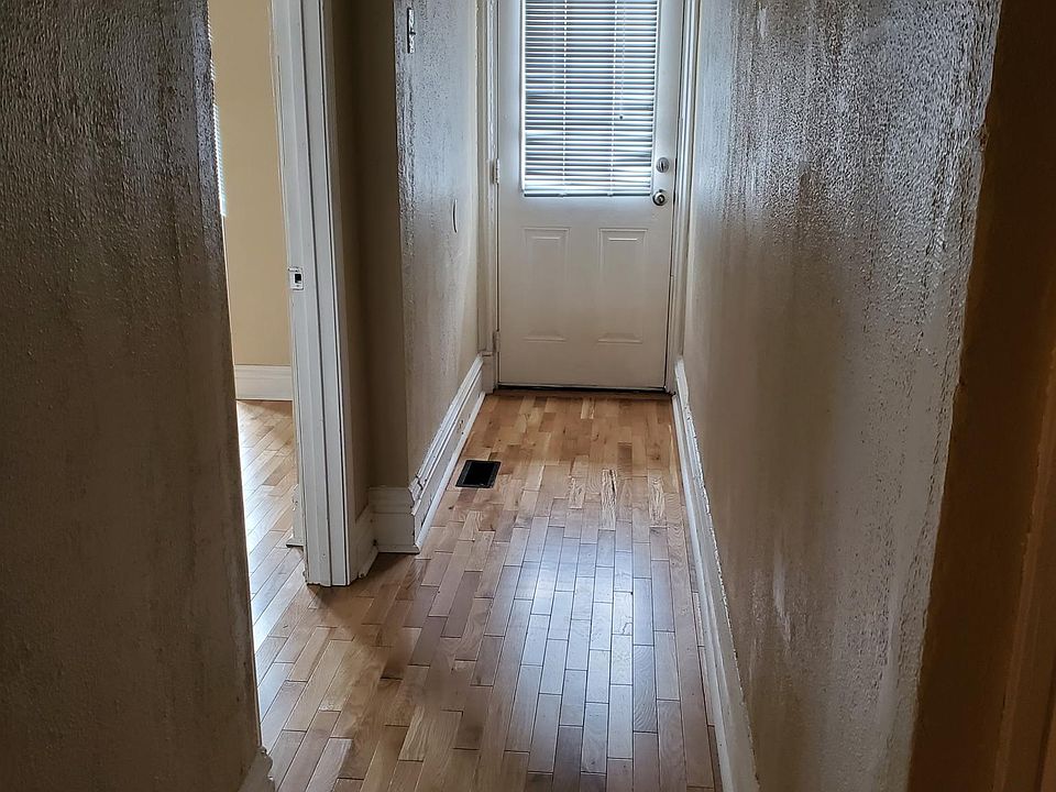 1st image of 2245 Shenandoah Ave