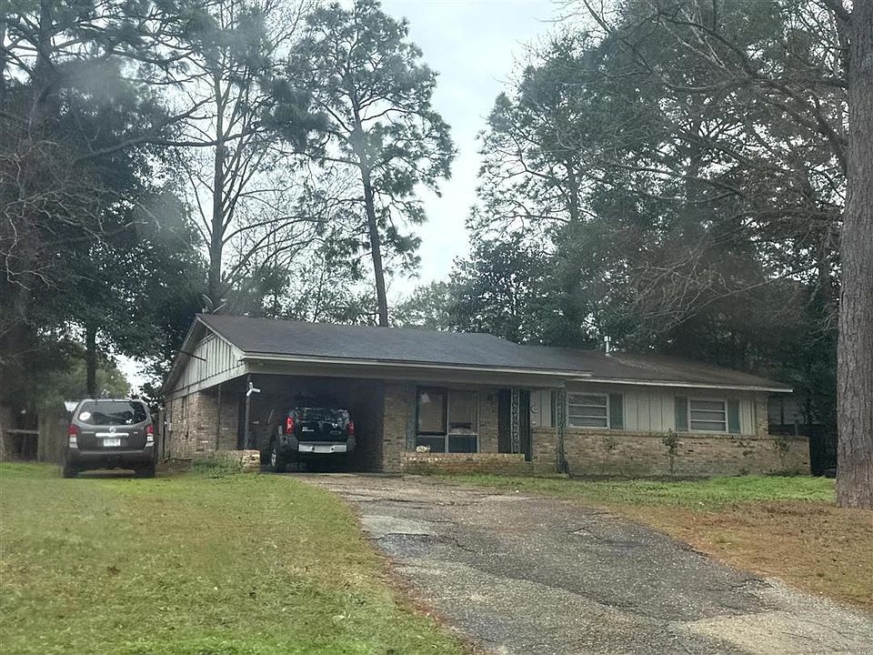 1st image of 858 Vista View Dr