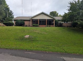 202 Elmhurst Rd, Greenville, SC 29611