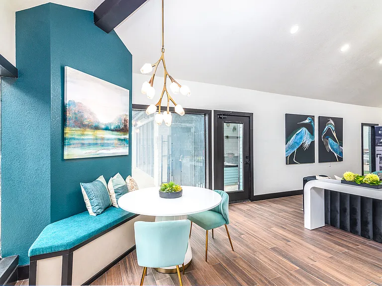 Ronan Apartment Homes — Photo 3