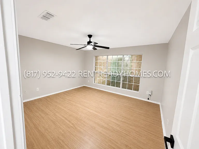 3405 Plantation Ln — Photo 10