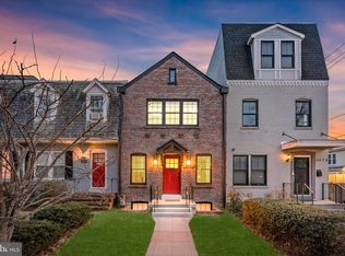 3626 T St NW, Washington, DC 20007